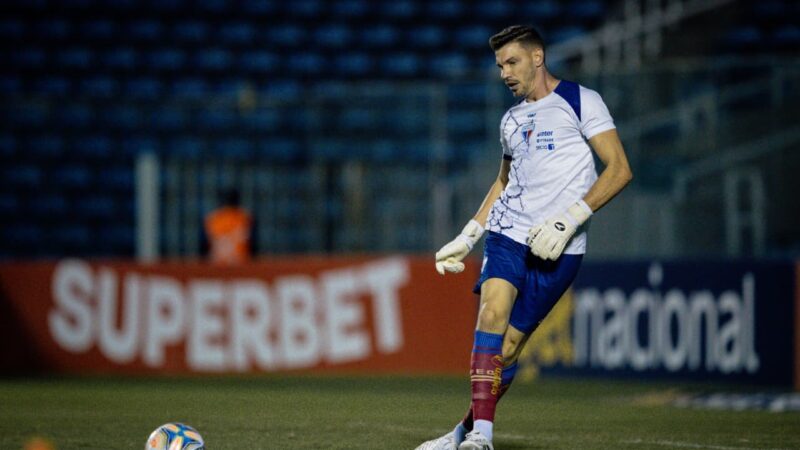 Lesionado, João Ricardo tem previsão de retorno em dois meses ao Fortaleza