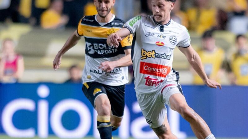 Alex valoriza empate do Athletic contra Criciúma com um a menos: “Ficou de bom tamanho”