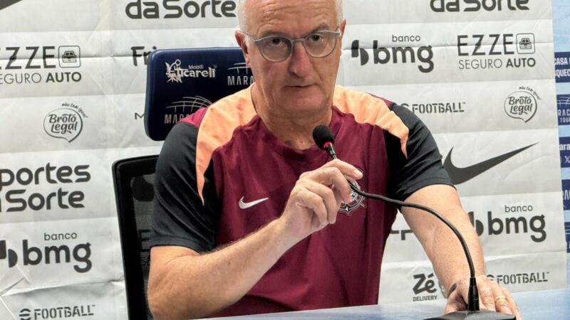 Dorival assume responsabilidade e comenta pressão no Corinthians: “Nunca trabalhei com créditos”