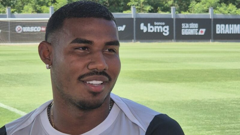 Prazer, Luis Eduardo: Cuiabano brinca com nome e diz que está em casa no Vasco após ida frustrada à Inglaterra