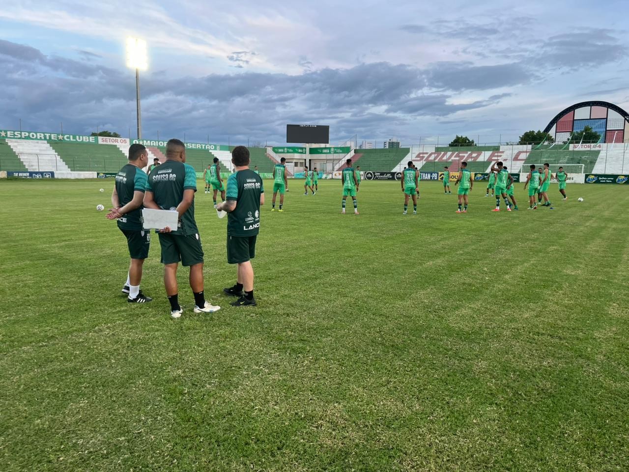 Sousa terá retorno de goleiro titular e ganha cinco “reforços” para encarar o Central na Série D