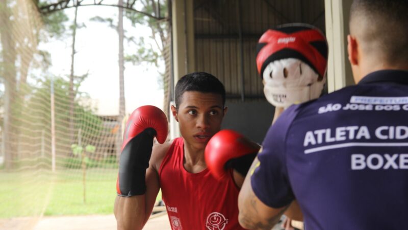 Pentacampeão paulista de boxe busca título nacional e sonha seguir passos de Popó