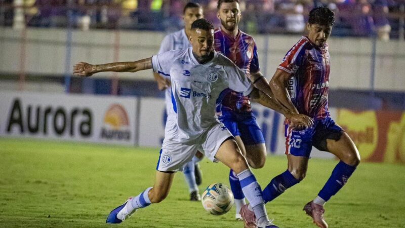 Análise: Confiança é objetivo, vence clássico tecnicamente ruim e afunda Itabaiana