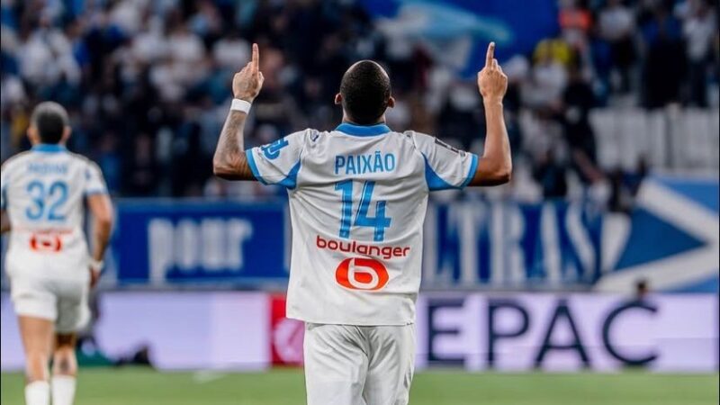 Igor Paixão marca de cobertura e Olympique de Marselha vence no Campeonato Francês
