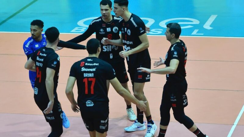 Guarulhos vence Praia Clube no tie-break e força jogo 3 nas quartas de final da Superliga masculina