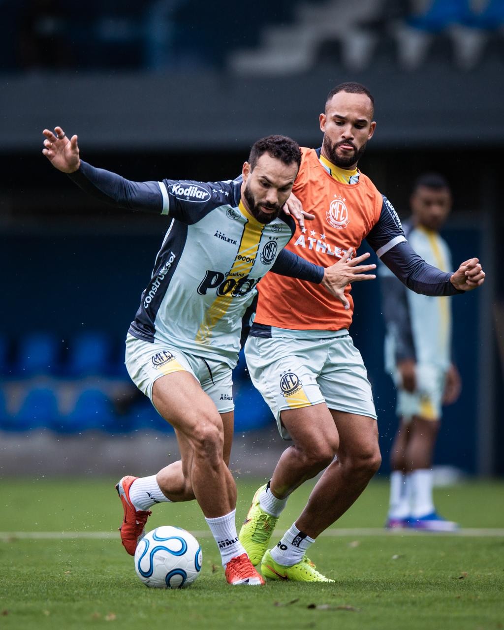 Mirassol treina no CT do Del Valle, na véspera de jogo histórico no Equador