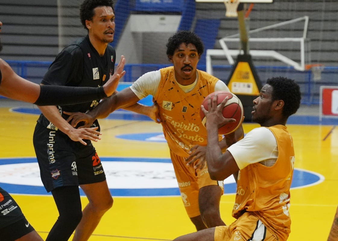 Liga Ouro de basquete 2026: Cetaf derrota Joaçaba e força jogo 3 dos playoffs