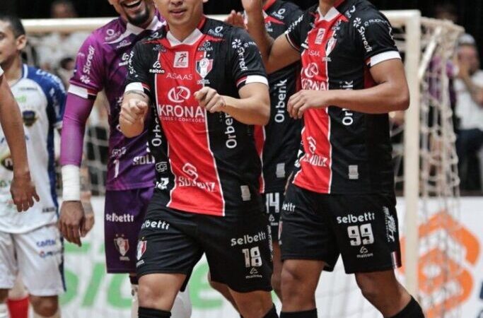 JEC vence o Pato Futsal e assume liderança isolada da LNF
