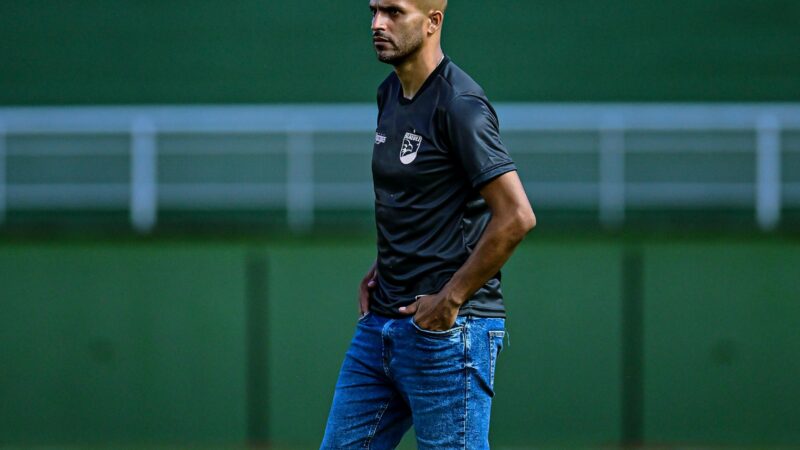 Técnico vê Galvez desconcentrado em derrota no Brasileiro Feminino A3 e mira Copa do Brasil
