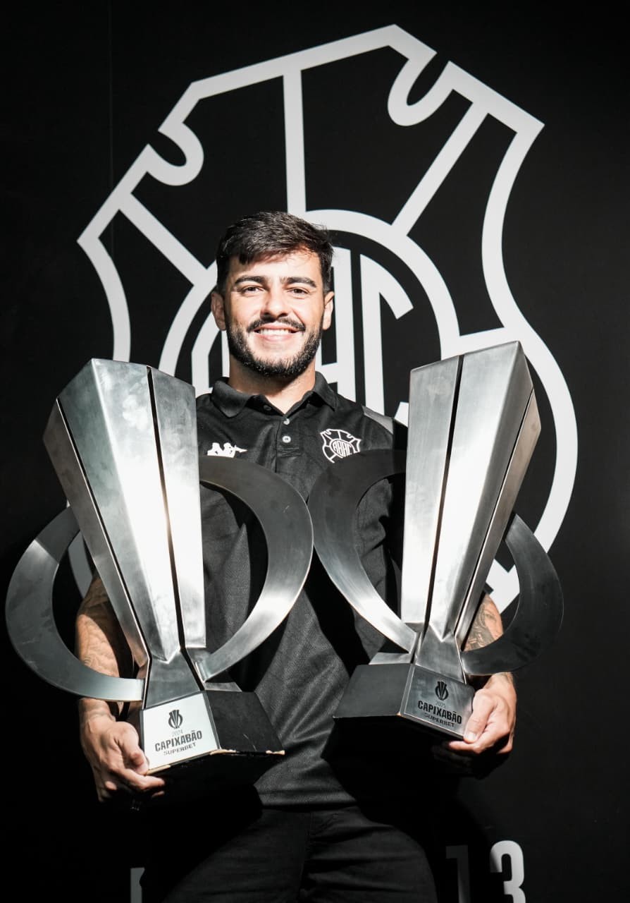 João Paulo anuncia aposentadoria e assume cargo de gerente de futebol do Rio Branco-ES