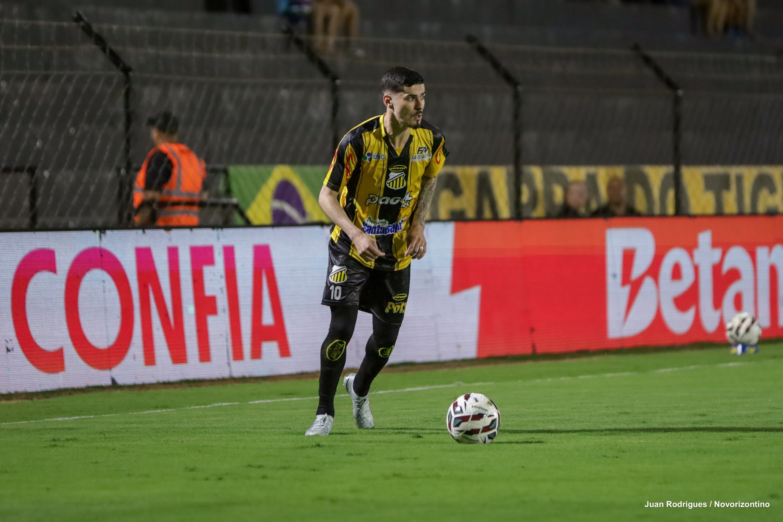 Rômulo mantém boa fase pós-Paulistão e lidera Novorizontino em assistências na temporada