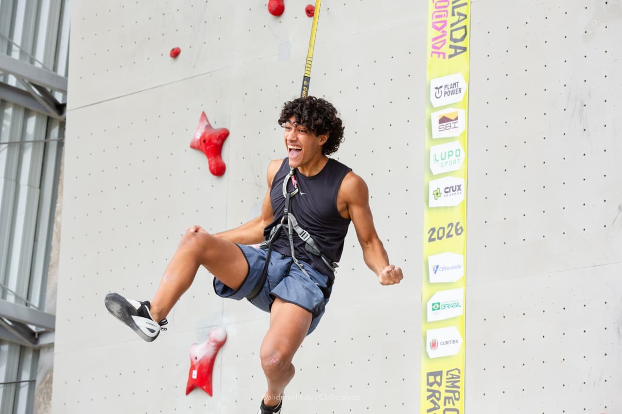 Atleta de Praia Grande supera favorito e conquista Campeonato Brasileiro de Escalada