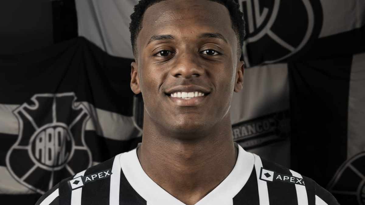 Rio Branco-ES acerta empréstimo do zagueiro Carlos Ventura, irmão do goleiro Andrey