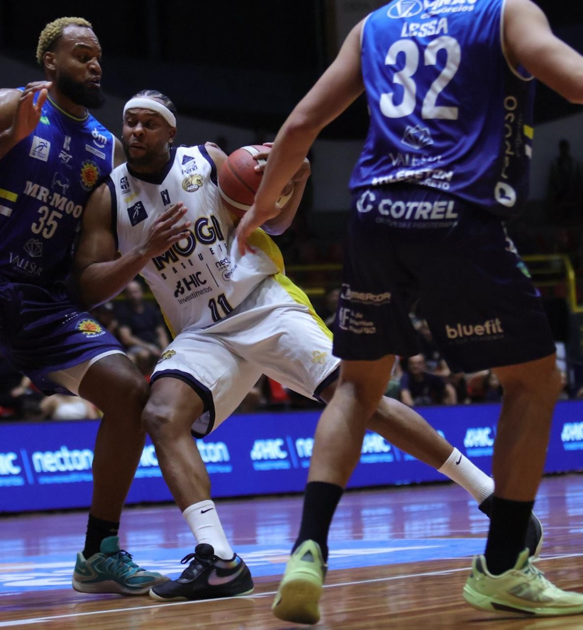 Mogi x São José no jogo 3 das oitavas de final do NBB: onde assistir ao vivo e horário