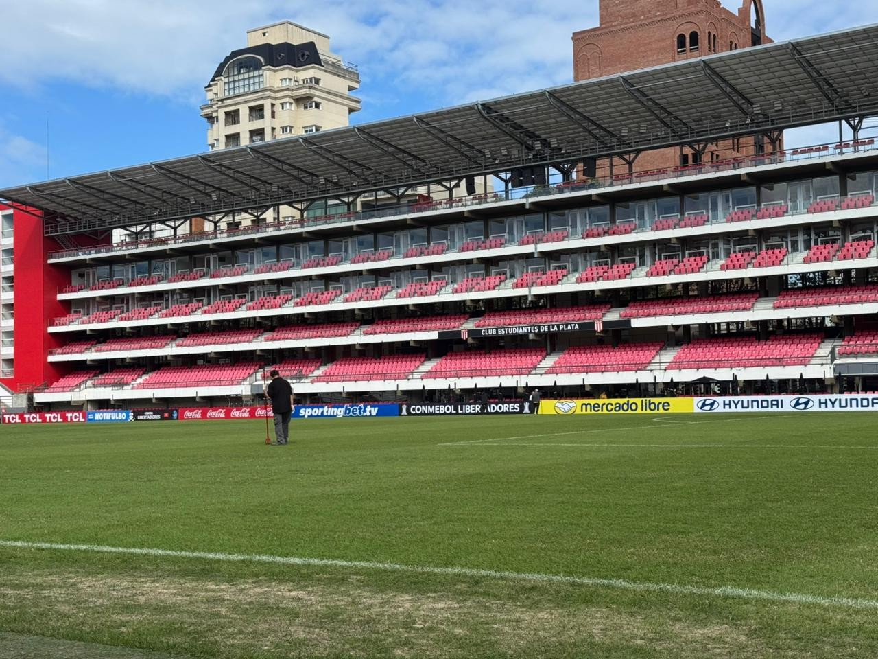 Estudiantes x Flamengo: onde assistir ao vivo, horário e escalações