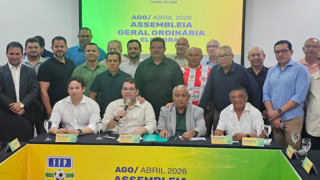 Robert Brown é reeleito presidente da FFP e assume novo mandato até 2030