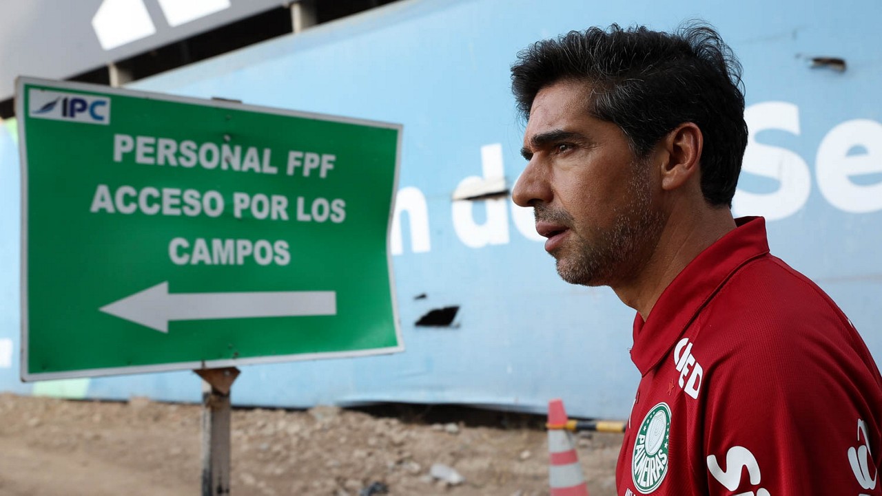 Escalação do Palmeiras: Abel deve ter retornos na Libertadores; Paulinho fica na parte interna