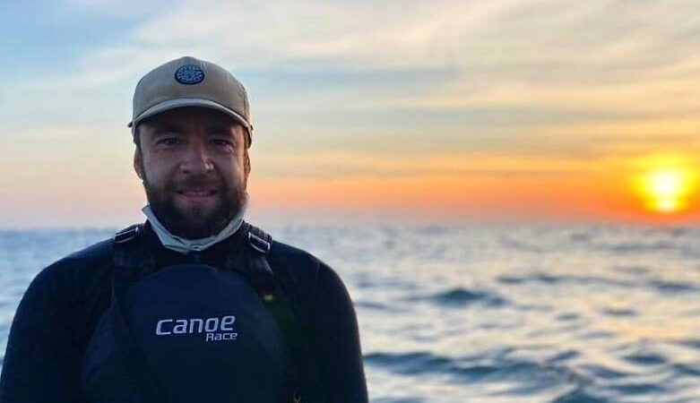 Surfista brasileiro passa por cirurgia após ser atingido no coração por peixe-espada na Costa Rica