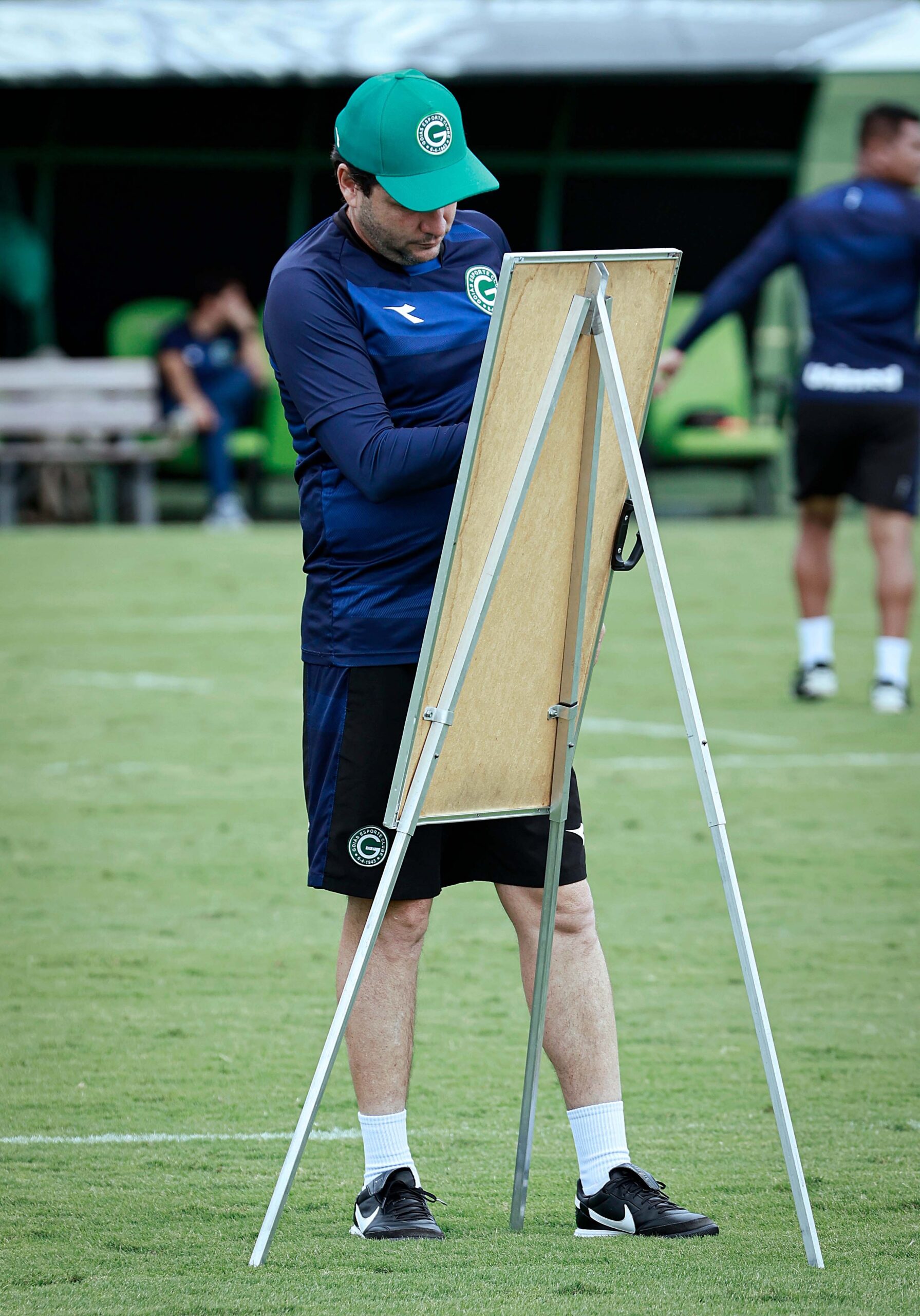 Daniel Paulista diz que momento ruim incomoda e que Goiás precisa “repensar” estratégia