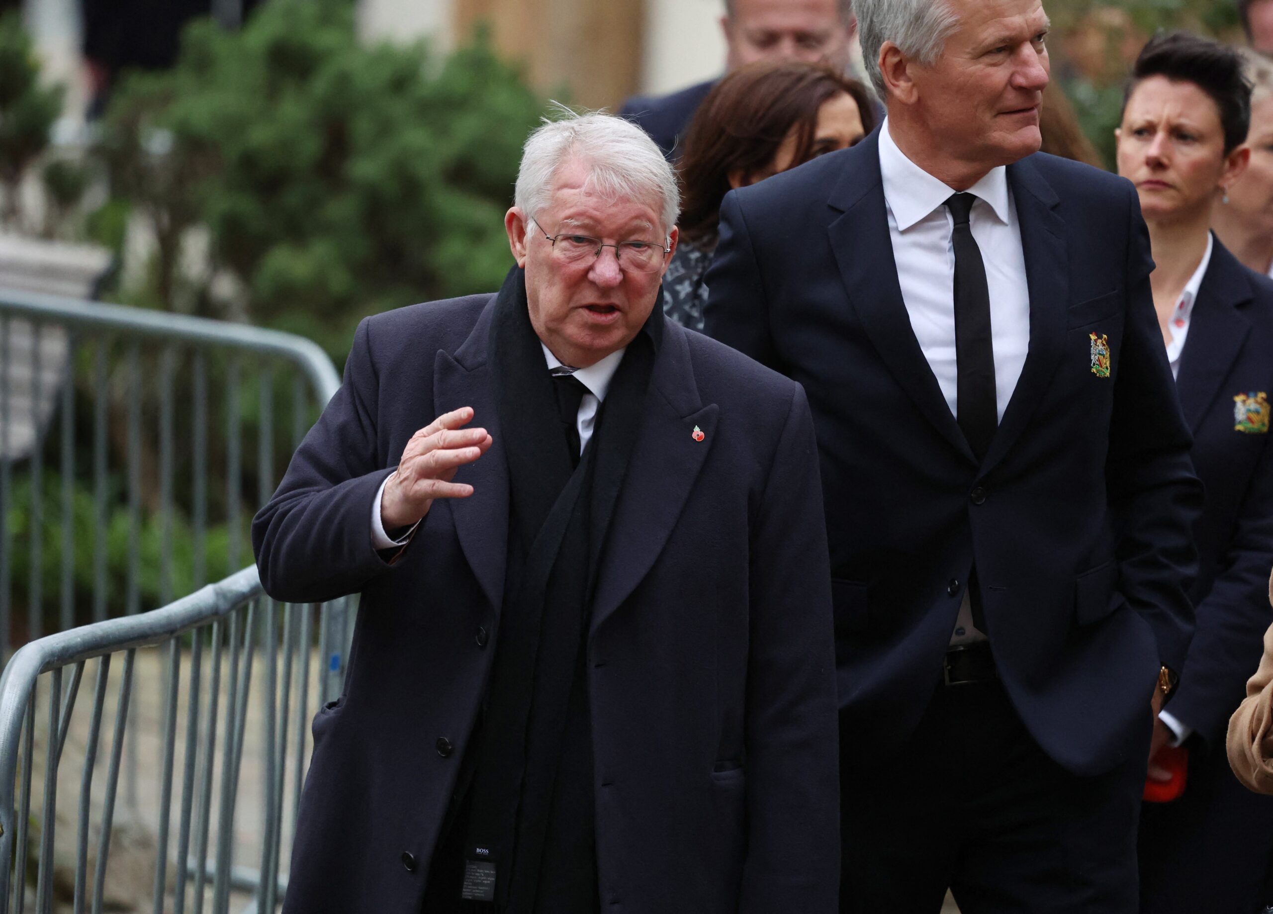 Lenda do Manchester United, Alex Ferguson é levado ao hospital antes de clássico com o Liverpool