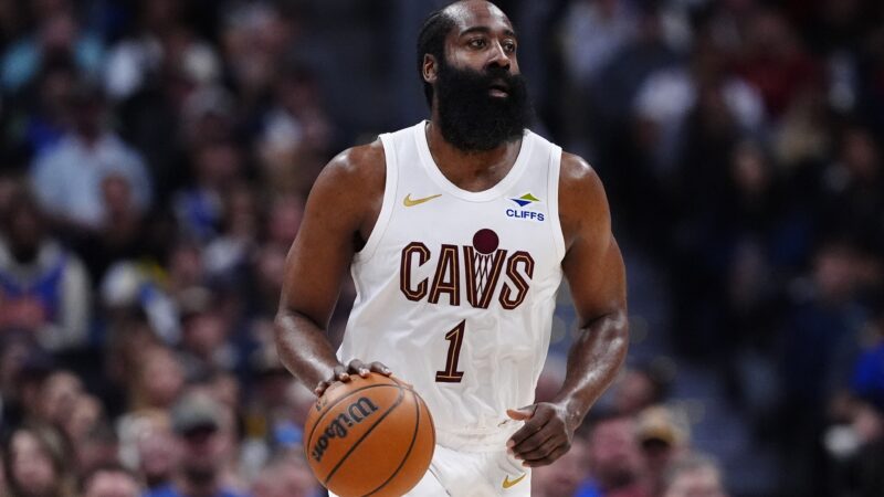 Harden ultrapassa Curry e entra no Top 10 dos maiores pontuadores da história dos playoffs