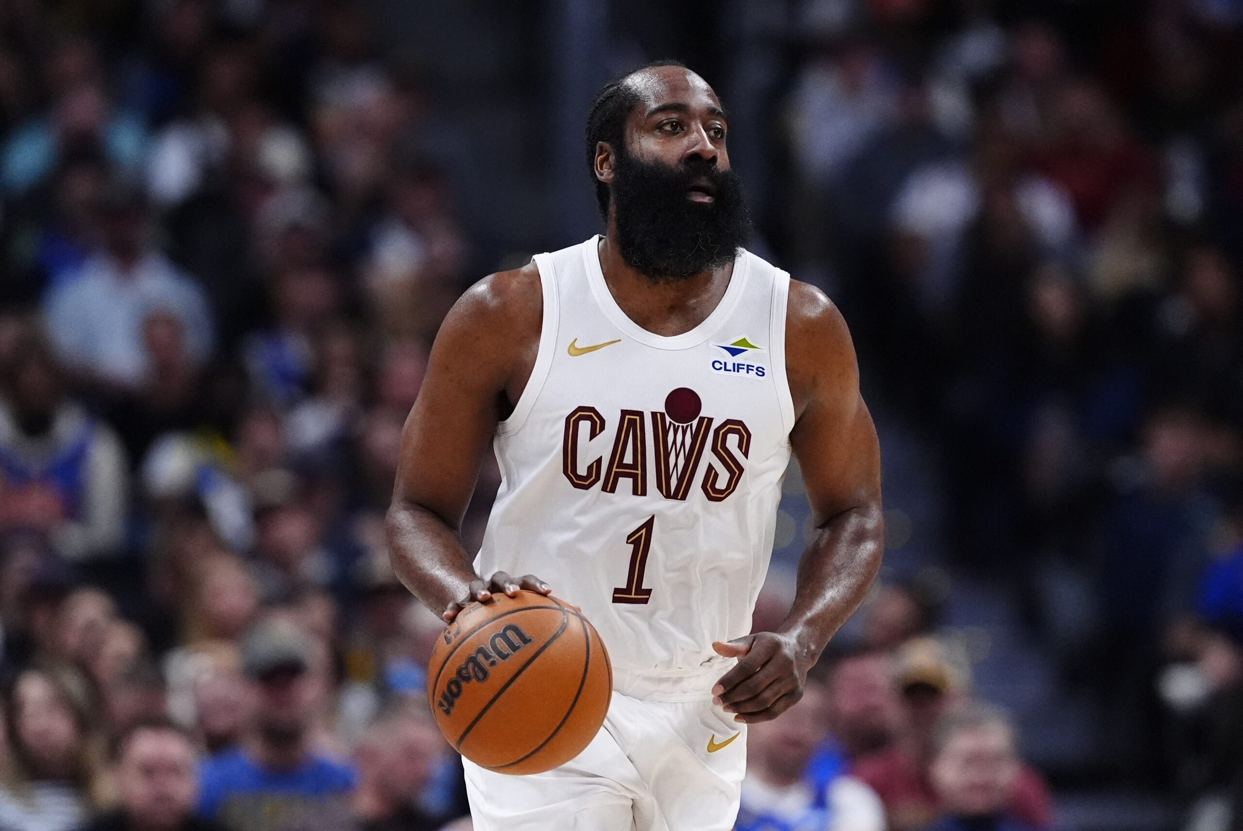 Harden ultrapassa Curry e entra no Top 10 dos maiores pontuadores da história dos playoffs