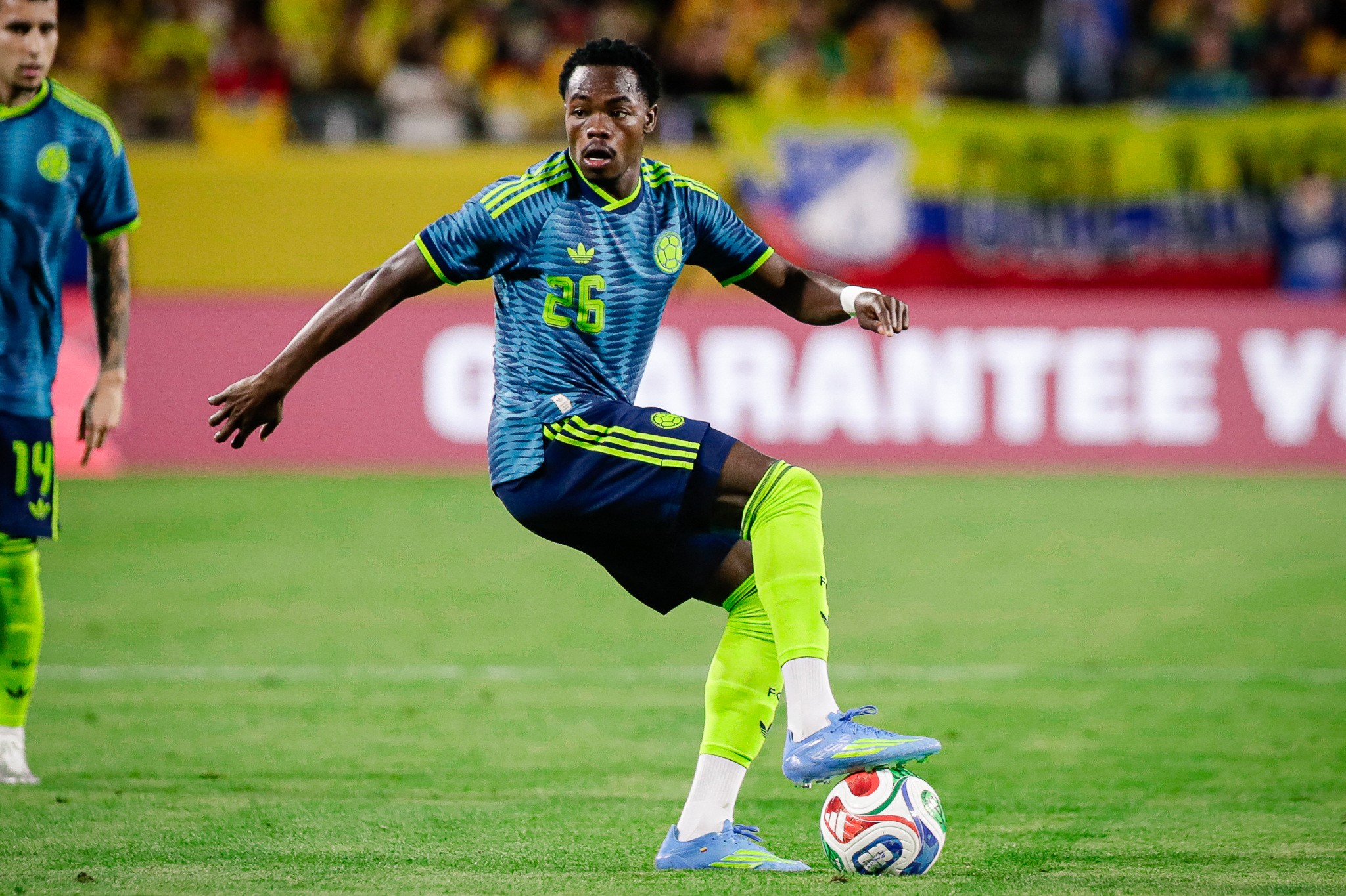Futebol brasileiro atrai jogadores colombianos com “salário europeu” e ponte para seleção