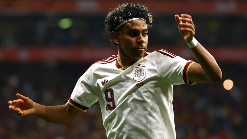 Em recuperação de lesão, Yamal trabalha para ficar à disposição da Espanha na estreia da Copa