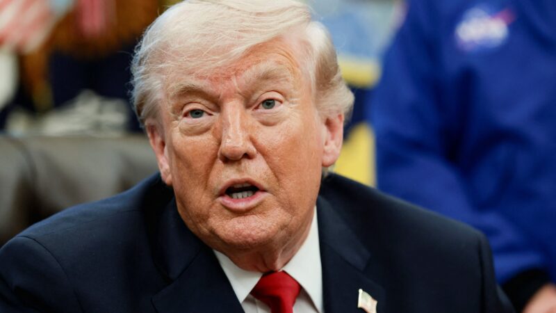 Trump diz que EUA vão pegar o urânio enriquecido do Irã