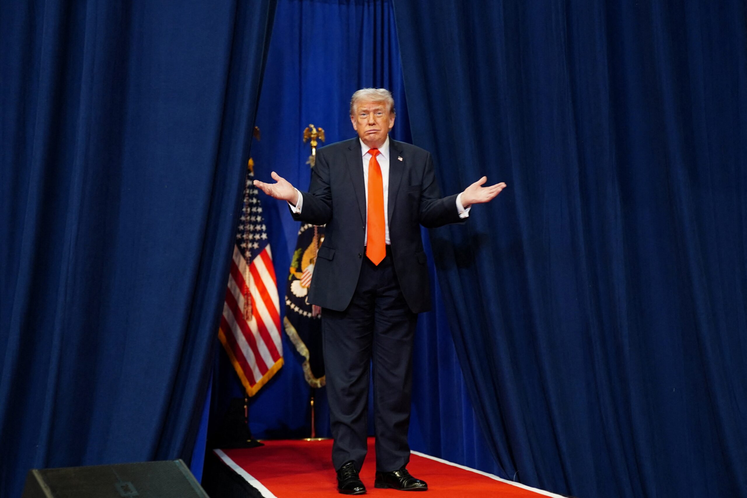 Governo Trump divulga arquivos sobre OVNIs e vida alienígena