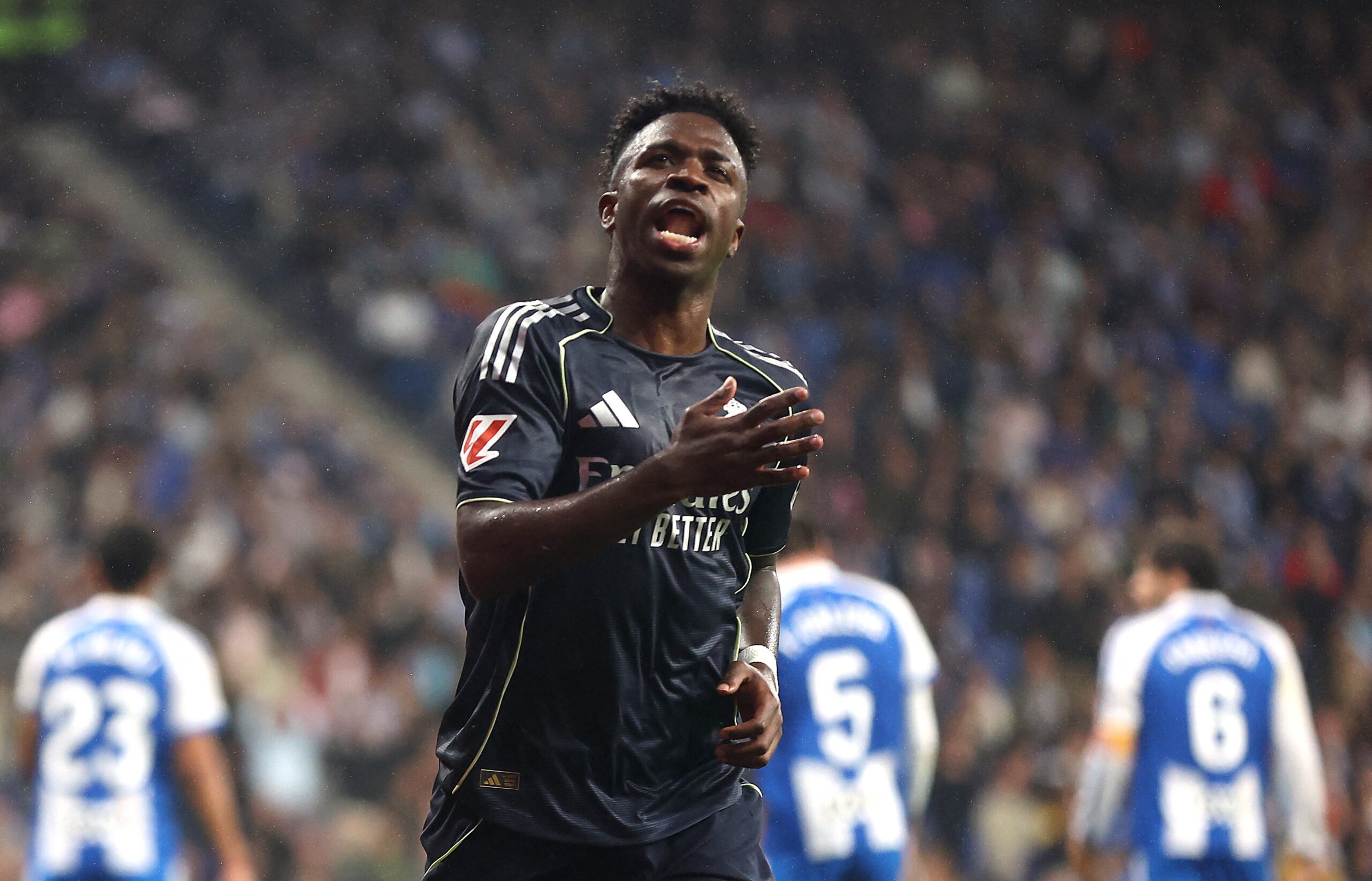 Vinicius Junior chega a 20 gols pela quinta temporada seguida no Real Madrid e entra para grupo seleto