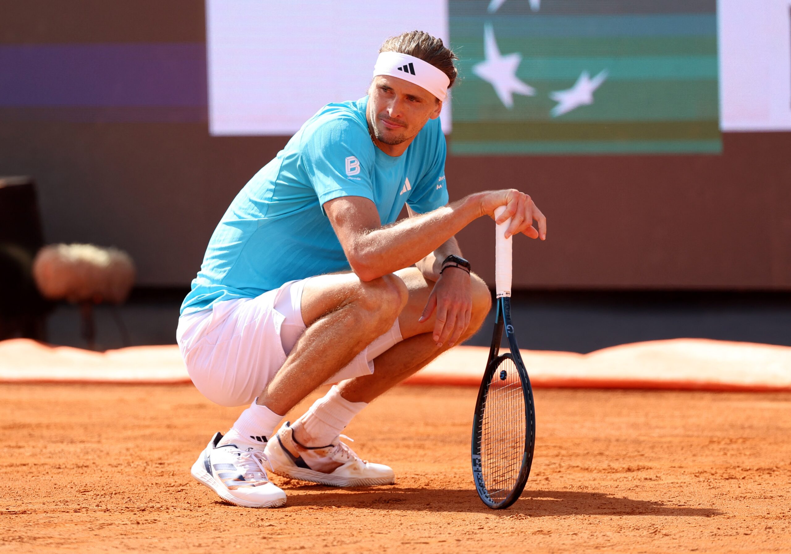 Eliminado em Roma com direito a “pneu”, Zverev dispara: “Pior quadra que já joguei”