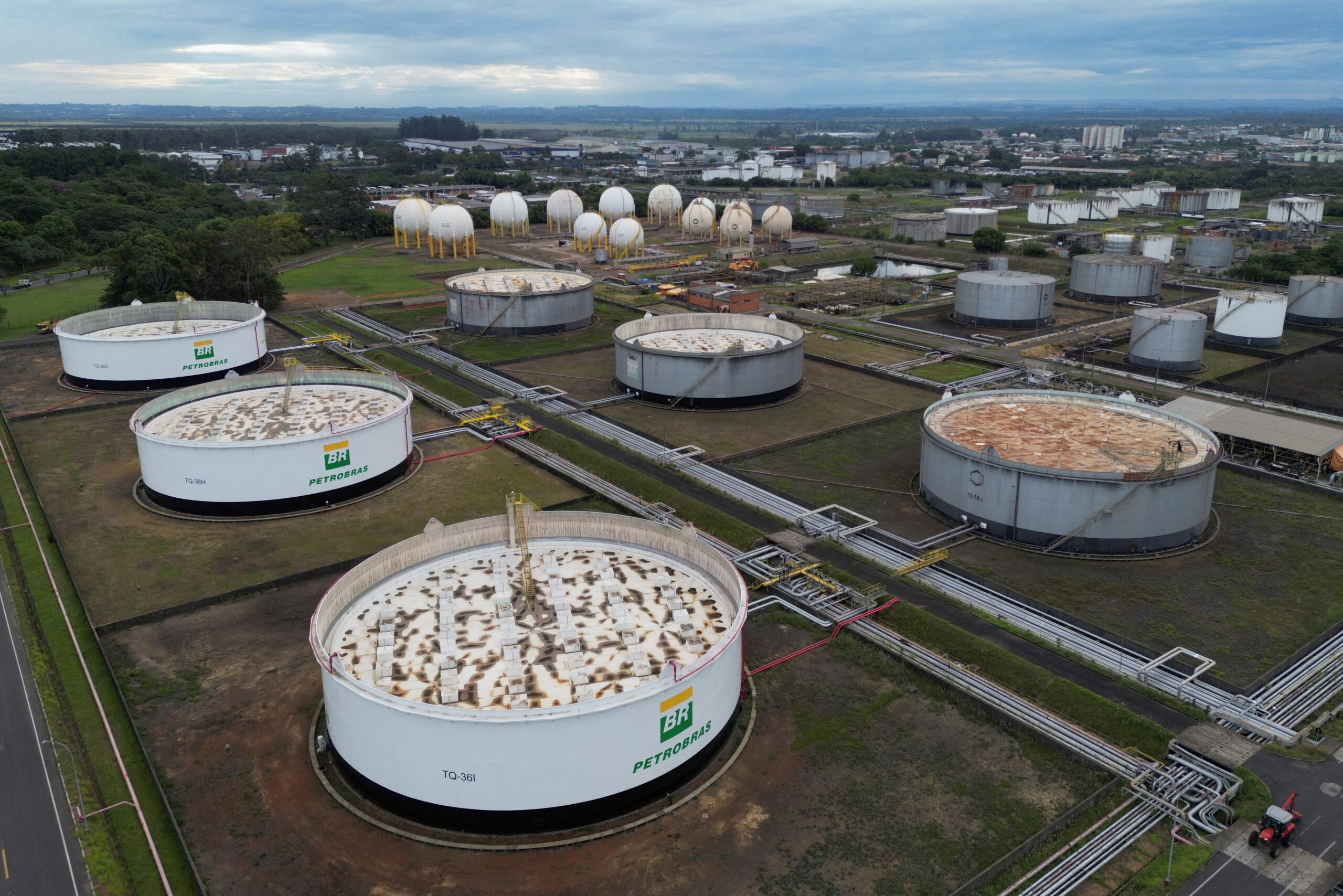 Petrobras mira autossuficiência em diesel e gasolina até 2031