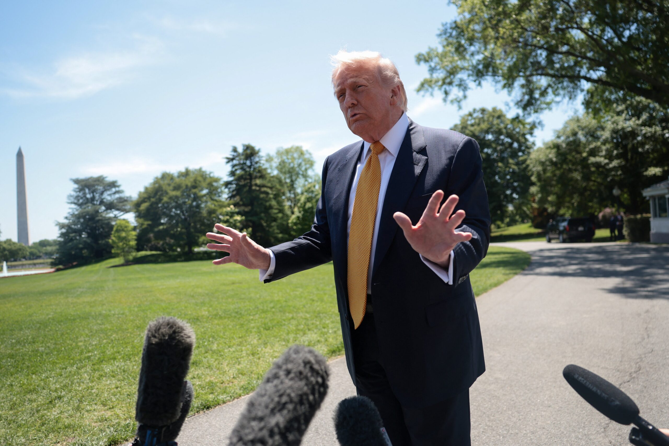 Trump chama jornalista de ‘burra’ ao responder pergunta sobre custo de obra na Casa Branca