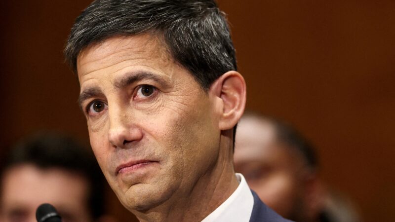 Senado dos EUA aprova Kevin Warsh como presidente do banco central americano