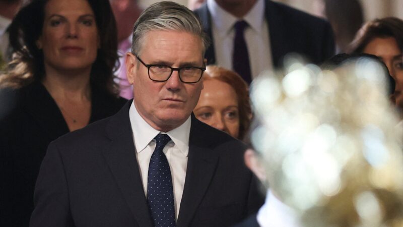 ‘Não vou desistir’, diz primeiro-ministro britânico Keir Starmer em meio a crise