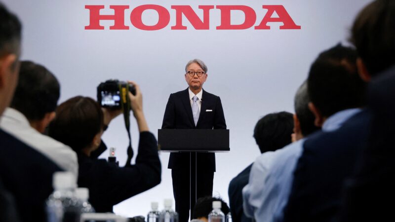 Honda confirma previsão de prejuízo de US$ 3,6 bilhões; CEO diz que demanda por elétricos caiu
