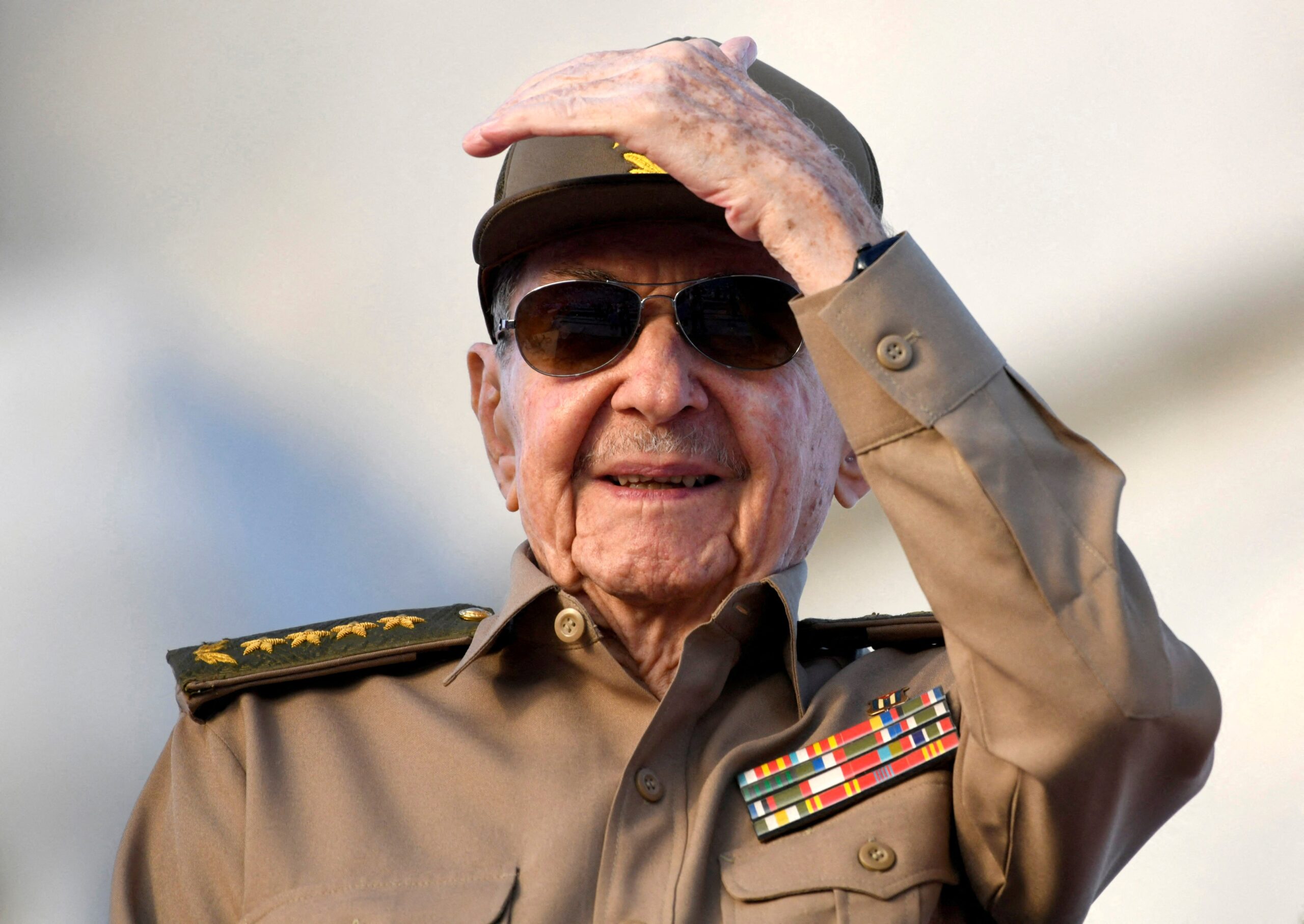 China denuncia ‘abuso dos meios judiciais’ após indiciamento de Raúl Castro nos Estados Unidos