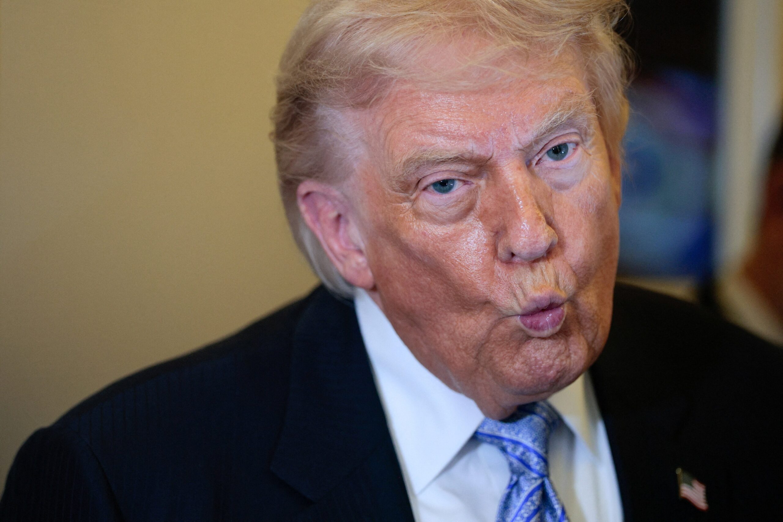 Trump diz que dará chance a proposta de paz do Irã e que não tem pressa nas negociações