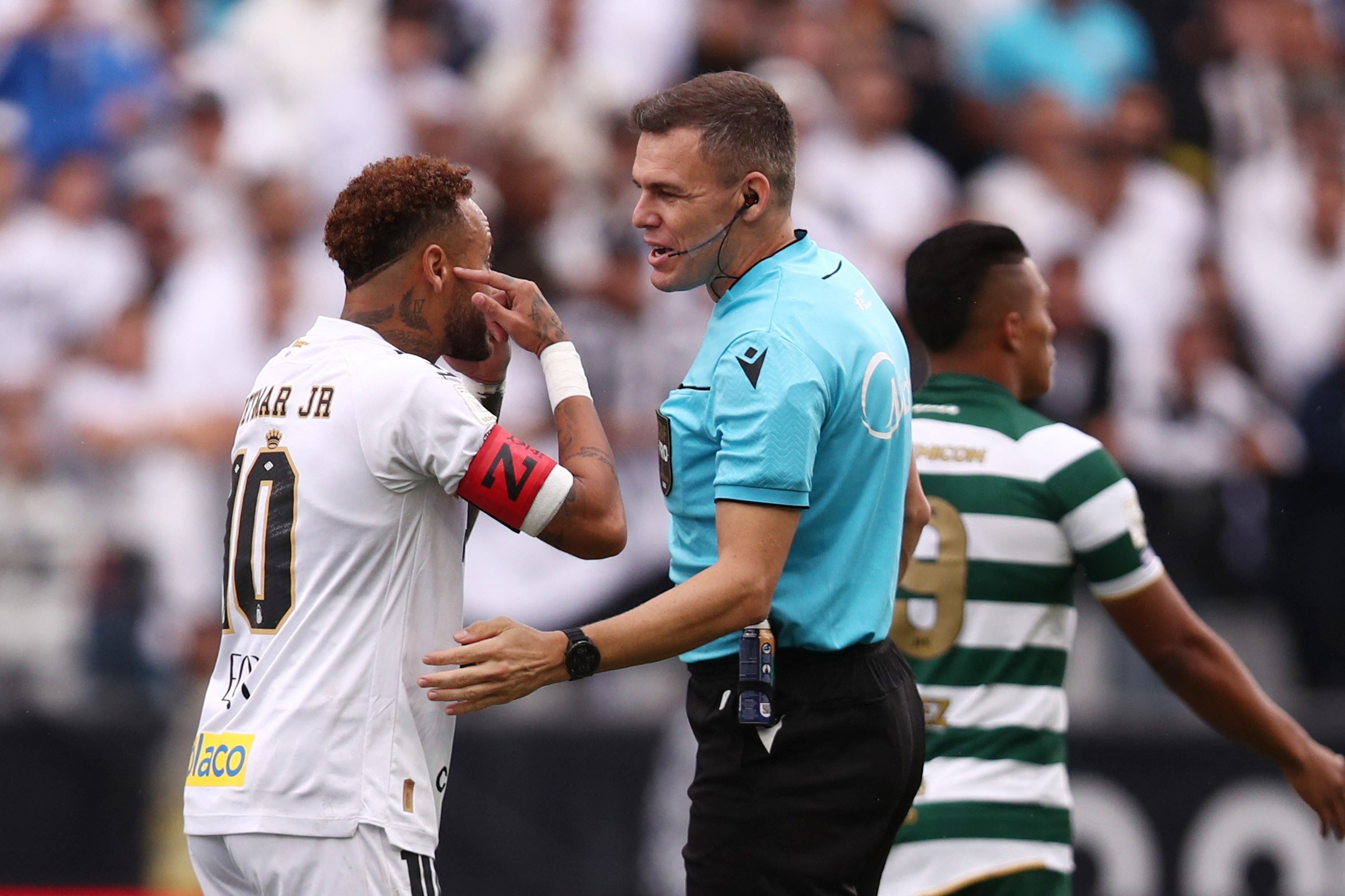 Imprensa internacional repercute substituição de Neymar por engano: “Escandalosa”