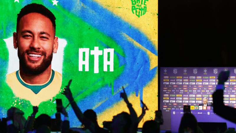 Panini vai atualizar figurinhas da seleção após convocação; veja quem entra e sai no álbum da Copa
