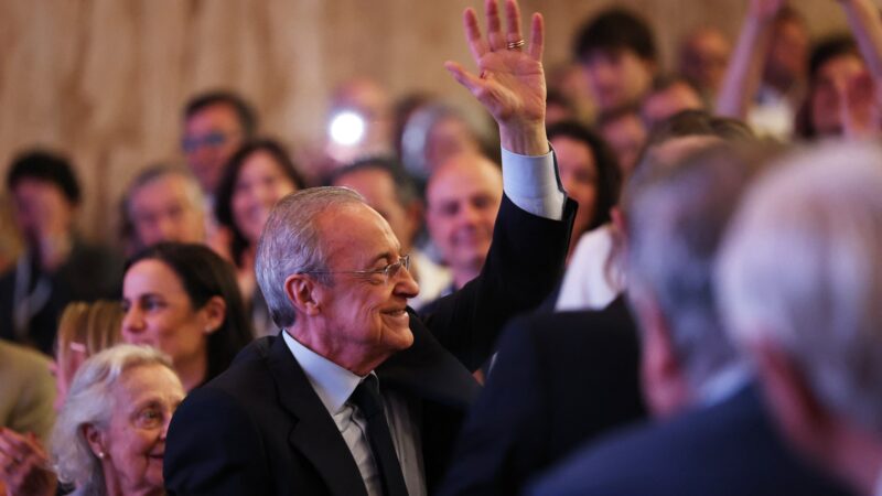 Com apoio de Ronaldo, Florentino Pérez apresenta candidatura à presidência do Real Madrid
