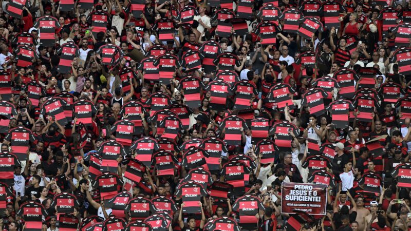 Flamengo aparece no top-15 de clubes mais seguidos do mundo; veja lista
