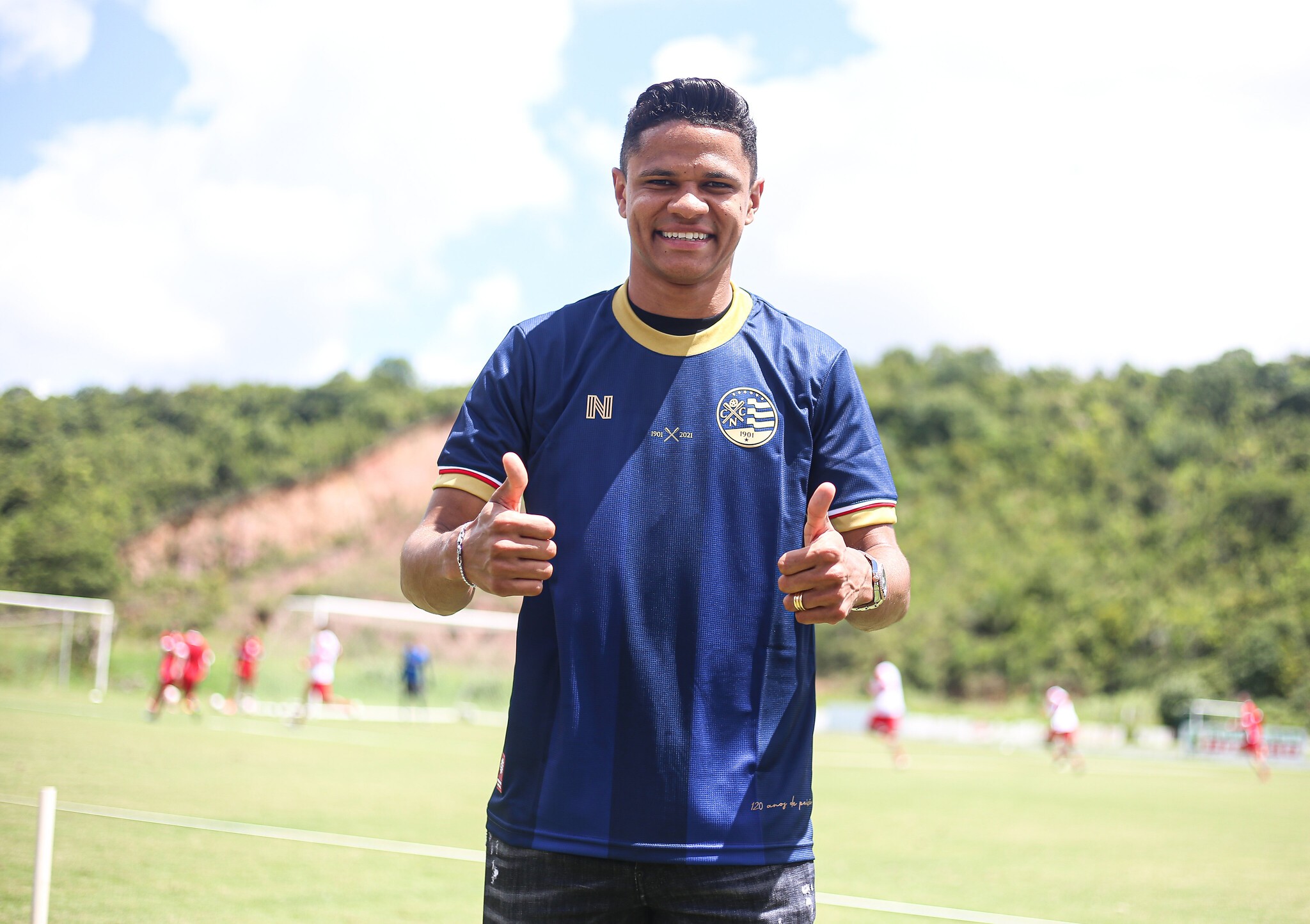 Náutico parabeniza “cria” Douglas Santos por convocação para a Copa: “De hexa a gente entende”