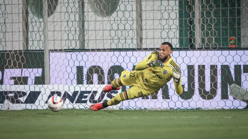 Everson é o goleiro que mais defendeu pênaltis na elite desde que chegou ao Atlético-MG