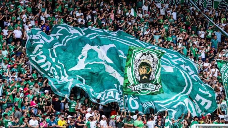 Chapecoense 53 anos: relembre momentos históricos do clube