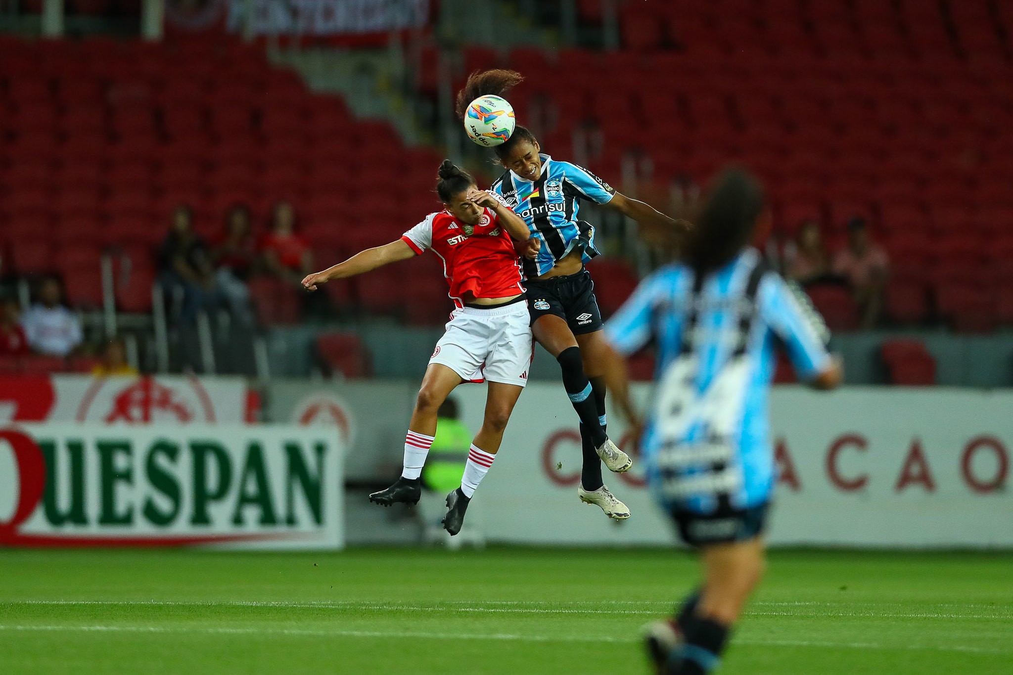 Beira-Rio volta a receber Gre-Nal feminino um ano após anúncio como sede da Copa de 2027