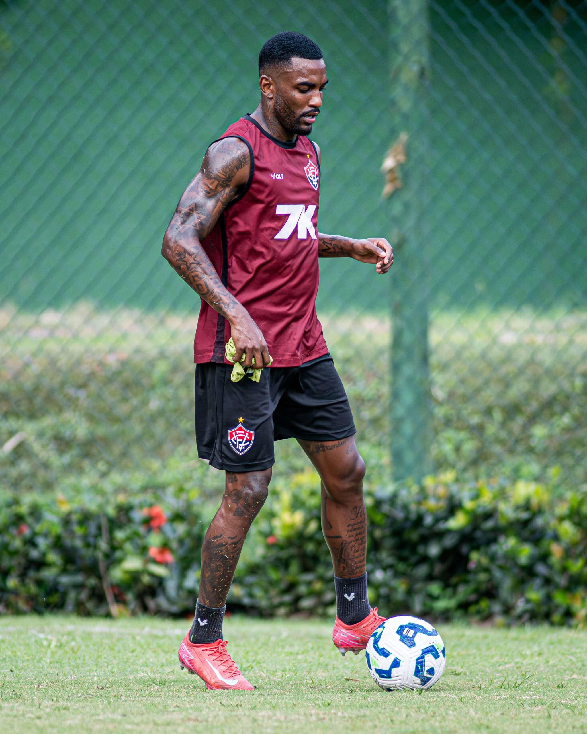 Escalação do Vitória contra o Inter: veja time provável, dúvidas e desfalques após o último treino