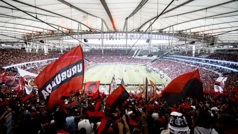 Torcida do Flamengo esgota ingressos para jogo contra o Palmeiras, no Maracanã