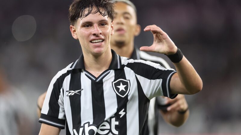 Botafogo projeta venda de Montoro após a Copa do Mundo e estabelece valor